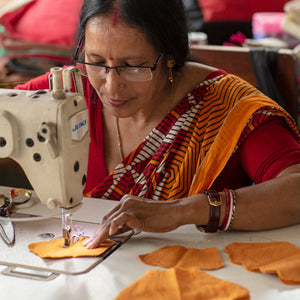 This object was crafted by skilled artisans of Sasha, a nonprofit fairtrade network which supports over 5,000 craftspeople from marginalized communities across India, over 70% of whom are women.