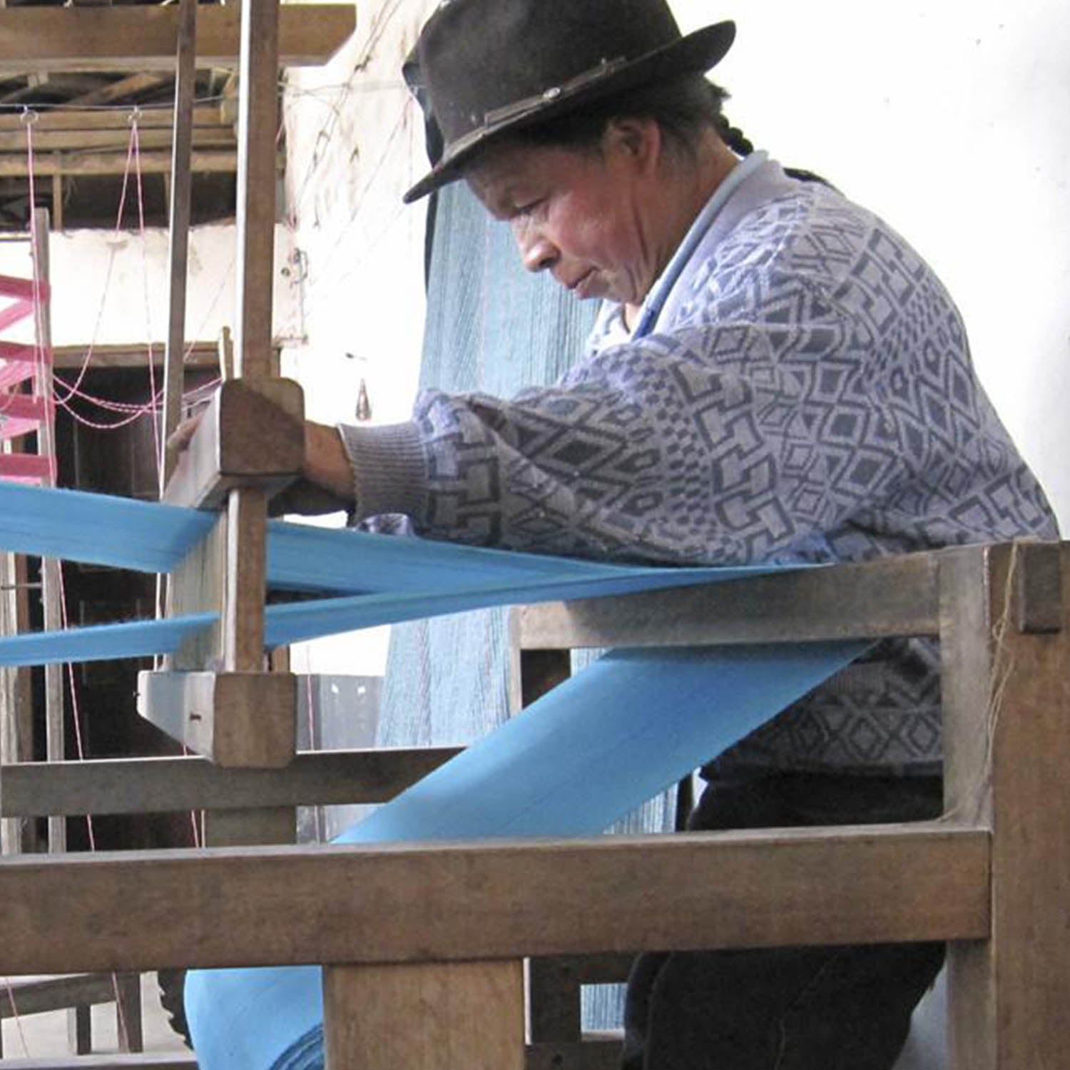 Ecuadorian artisan weaving